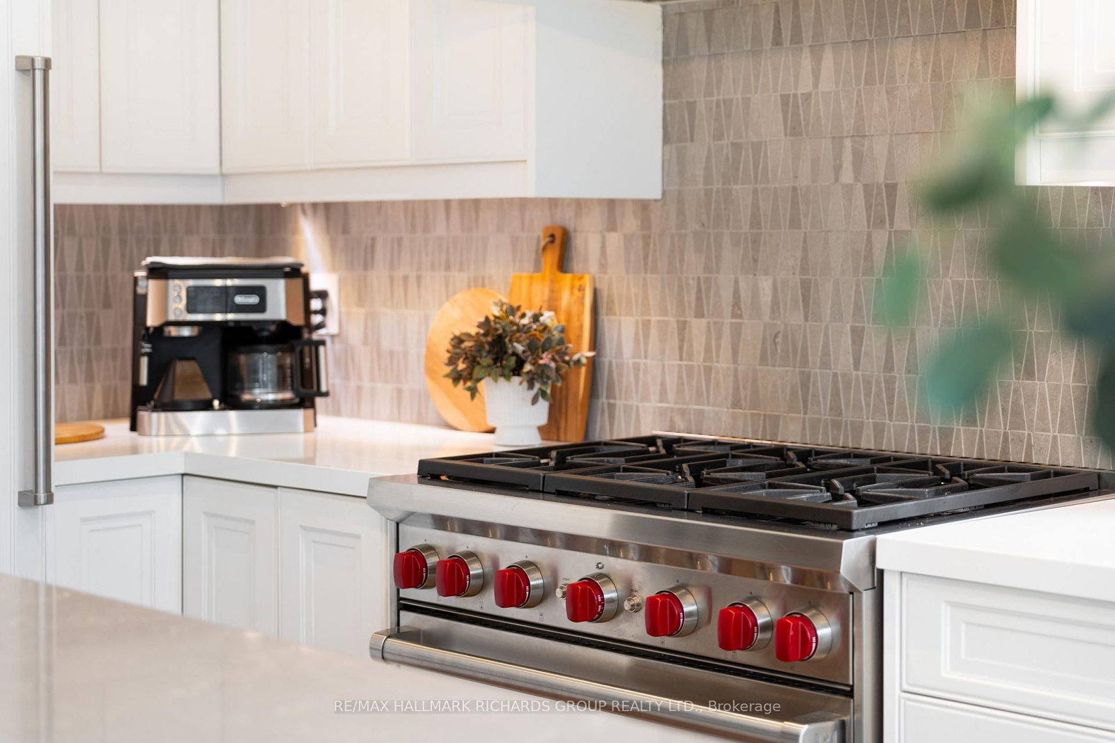 Detached House for sale at 77 Randolph Road, Toronto, Ontario, M4G 3S1 - Leaside - MLS: C12964960