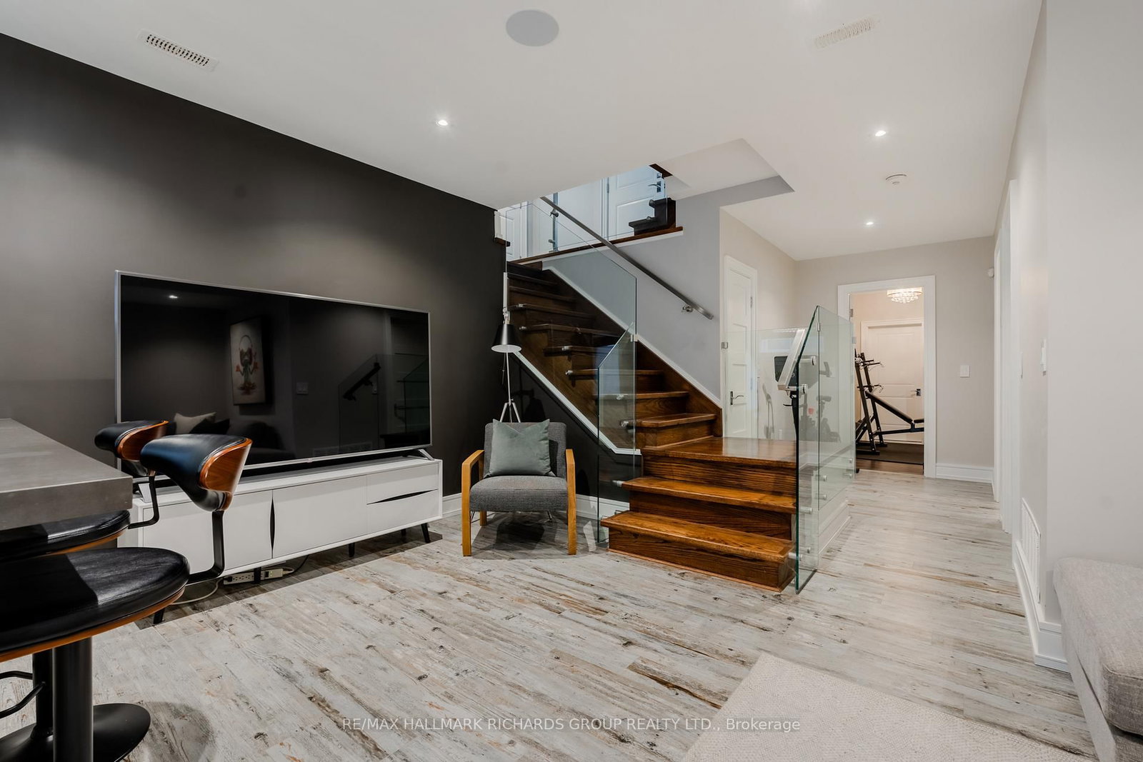 Detached House for sale at 77 Randolph Road, Toronto, Ontario, M4G 3S1 - Leaside - MLS: C12964960