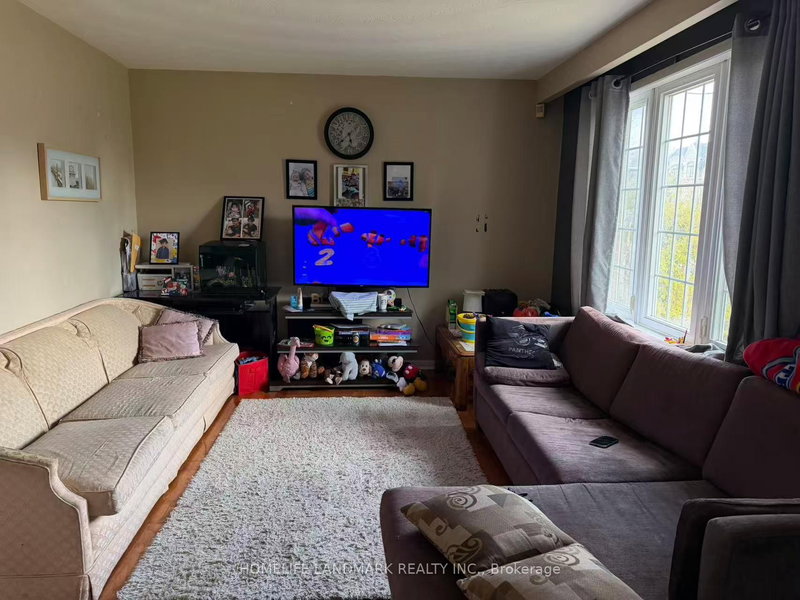 Main - 256 Patricia Ave, Toronto, M2M 1J8 | Image 2