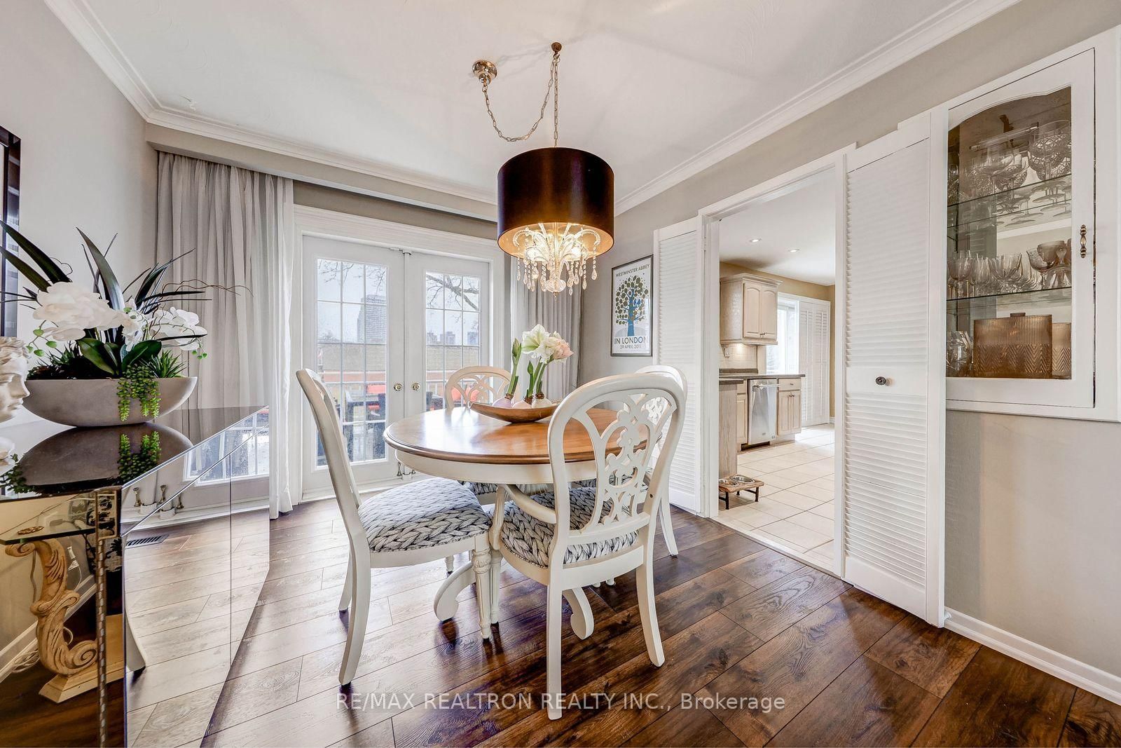 Detached House for sale at 15 Willimart Court, Toronto, Ontario, M2M 1G5 - Newtonbrook West - MLS: C12965168