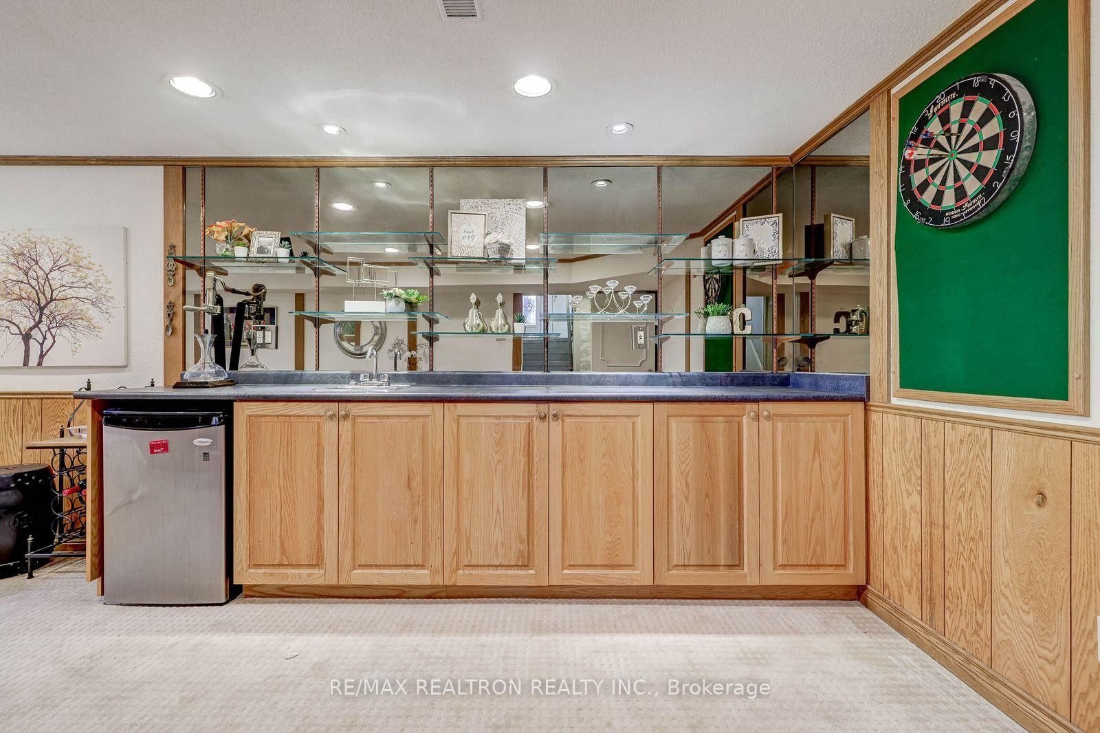 Detached House for sale at 15 Willimart Court, Toronto, Ontario, M2M 1G5 - Newtonbrook West - MLS: C12965168