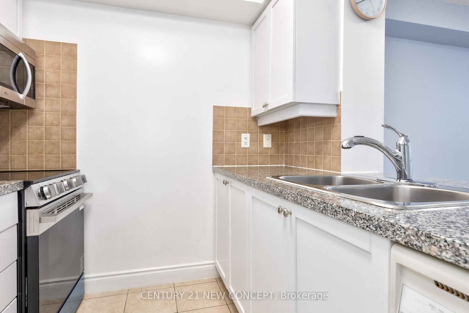 Condo for sale at 1907-15 Greenview Avenue, Toronto, Ontario, M2M 4M7 - Newtonbrook West - MLS: C12965380