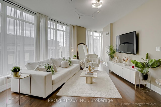 702 - 8 Scollard Street