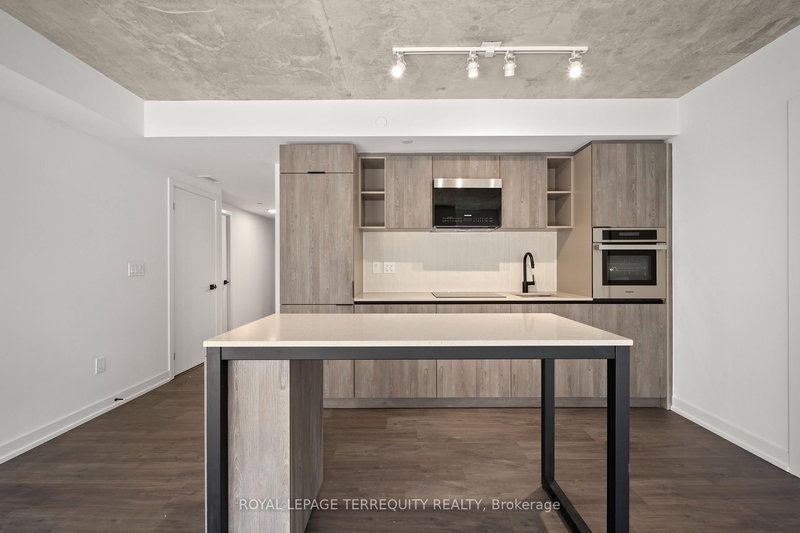 1303 - 2 Augusta Ave, Toronto, M5V 0T3 | Image 2