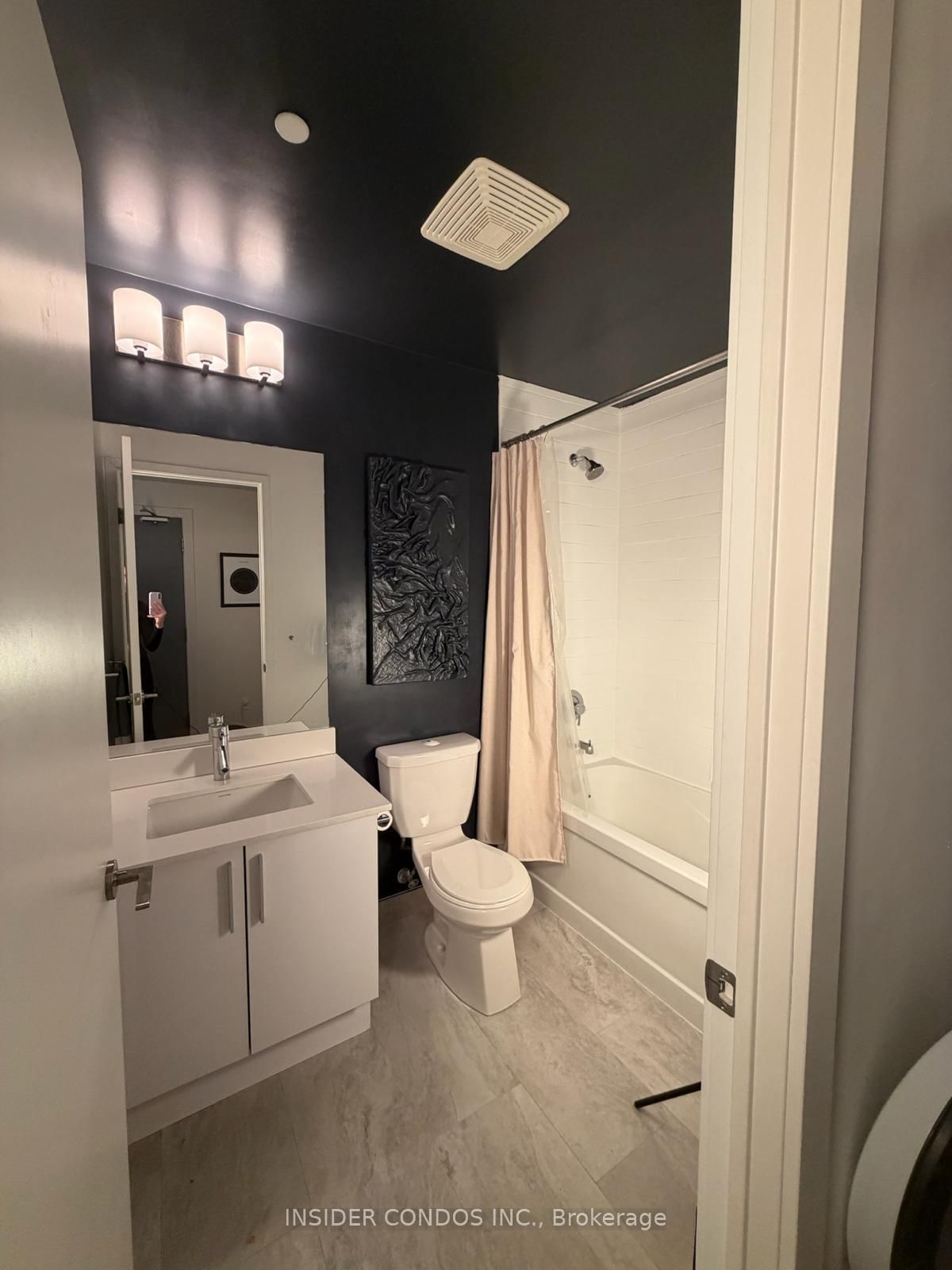 20 Bruyeres Mews, Unit 2512 - Photo 32