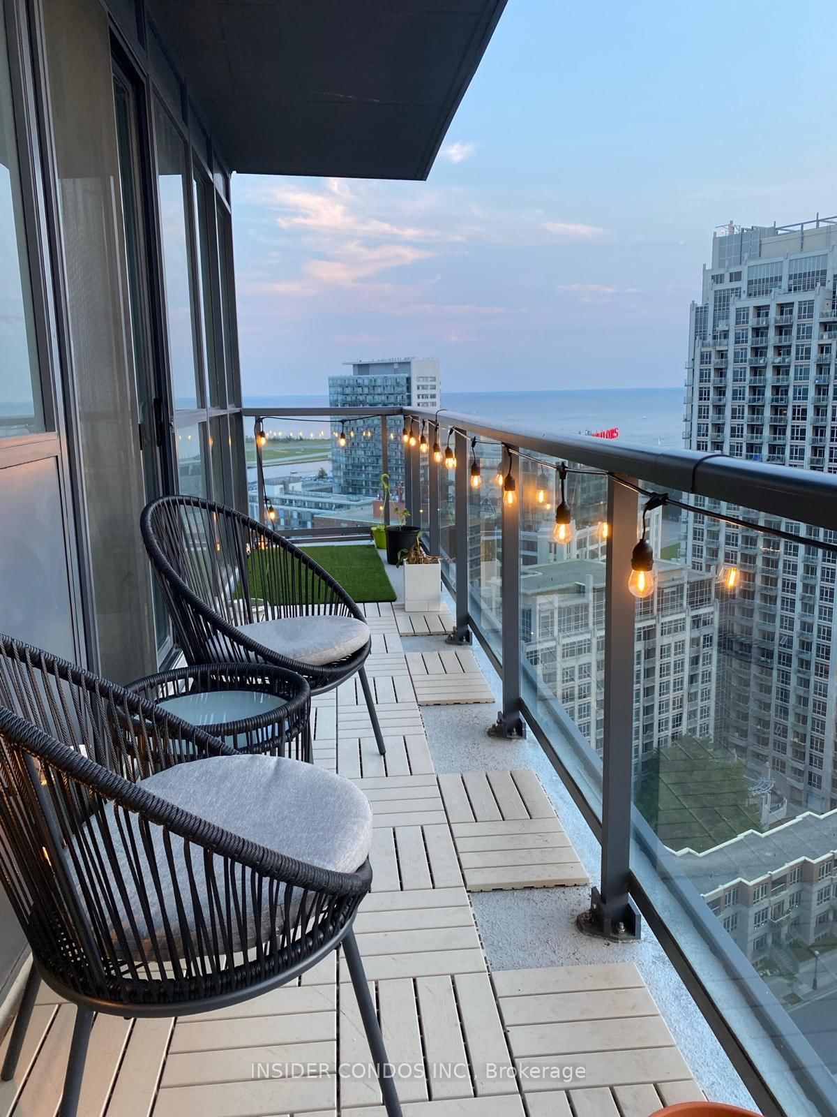 20 Bruyeres Mews, Unit 2512 - Photo 33