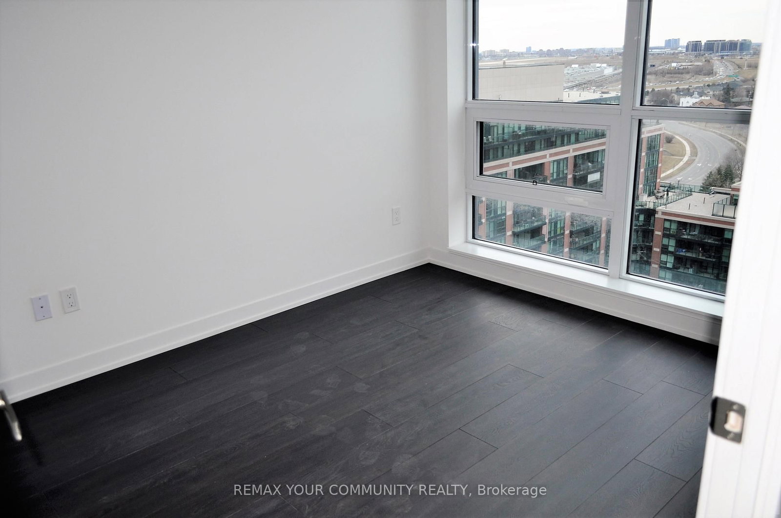 Condo for lease at 1405-31 Tippett Road, Toronto, Ontario, M3H 0C8 - Clanton Park - MLS: C12965622