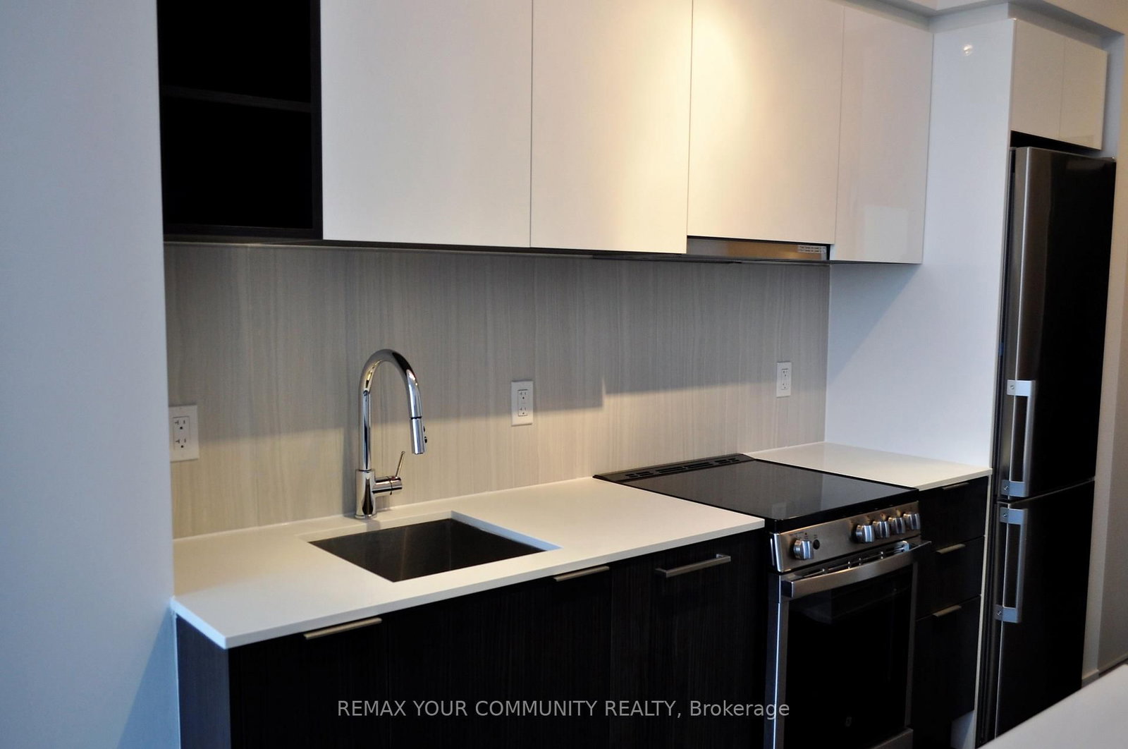 Condo for lease at 1405-31 Tippett Road, Toronto, Ontario, M3H 0C8 - Clanton Park - MLS: C12965622