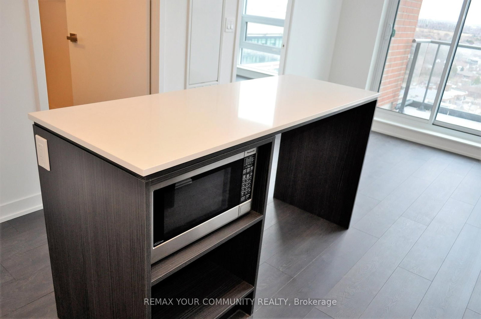 Condo for lease at 1405-31 Tippett Road, Toronto, Ontario, M3H 0C8 - Clanton Park - MLS: C12965622