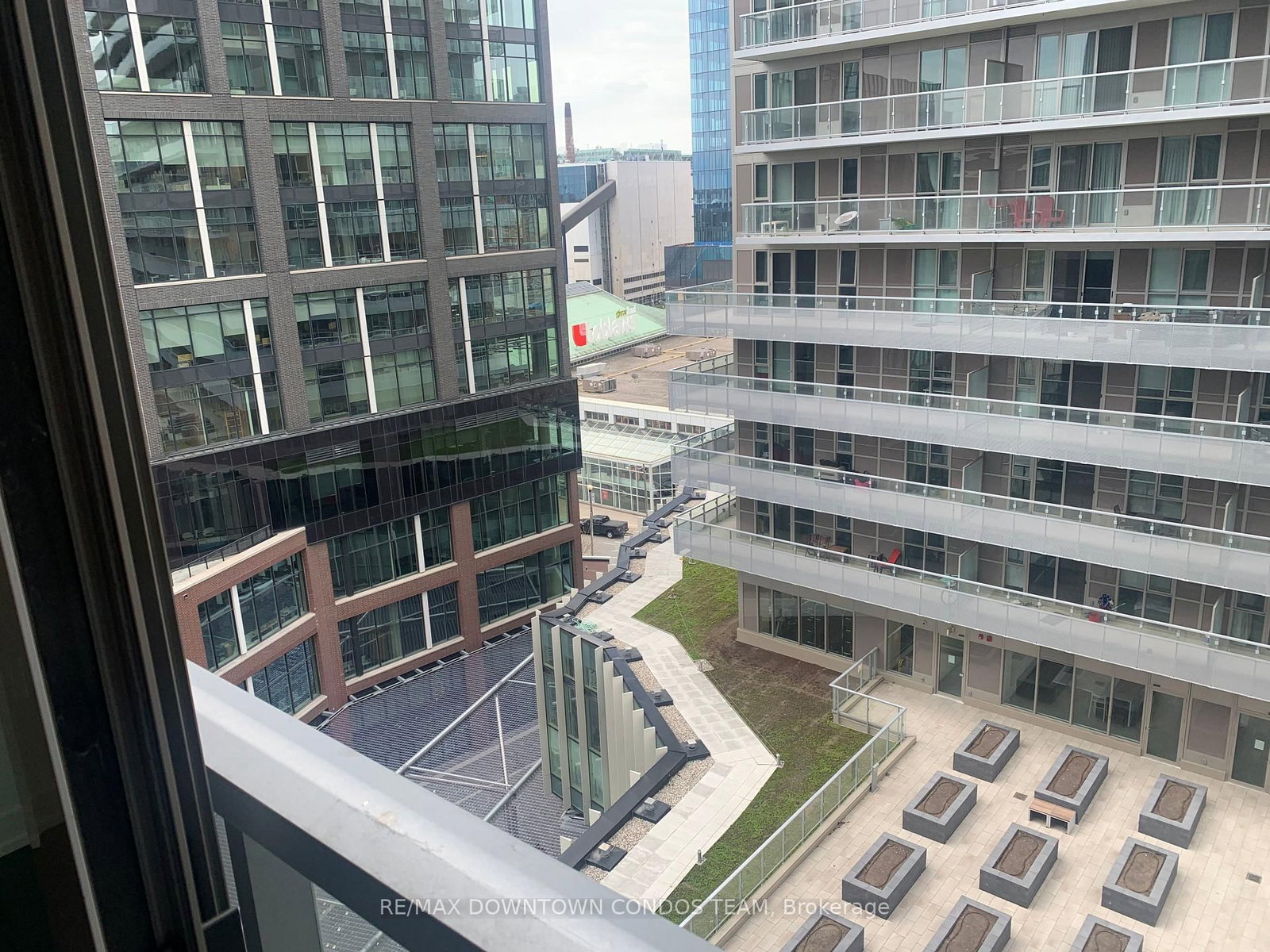 Condo for lease at 812-20 Richardson Street, Toronto, Ontario, M5A 4J9 - Waterfront Communities C8 - MLS: C12965844
