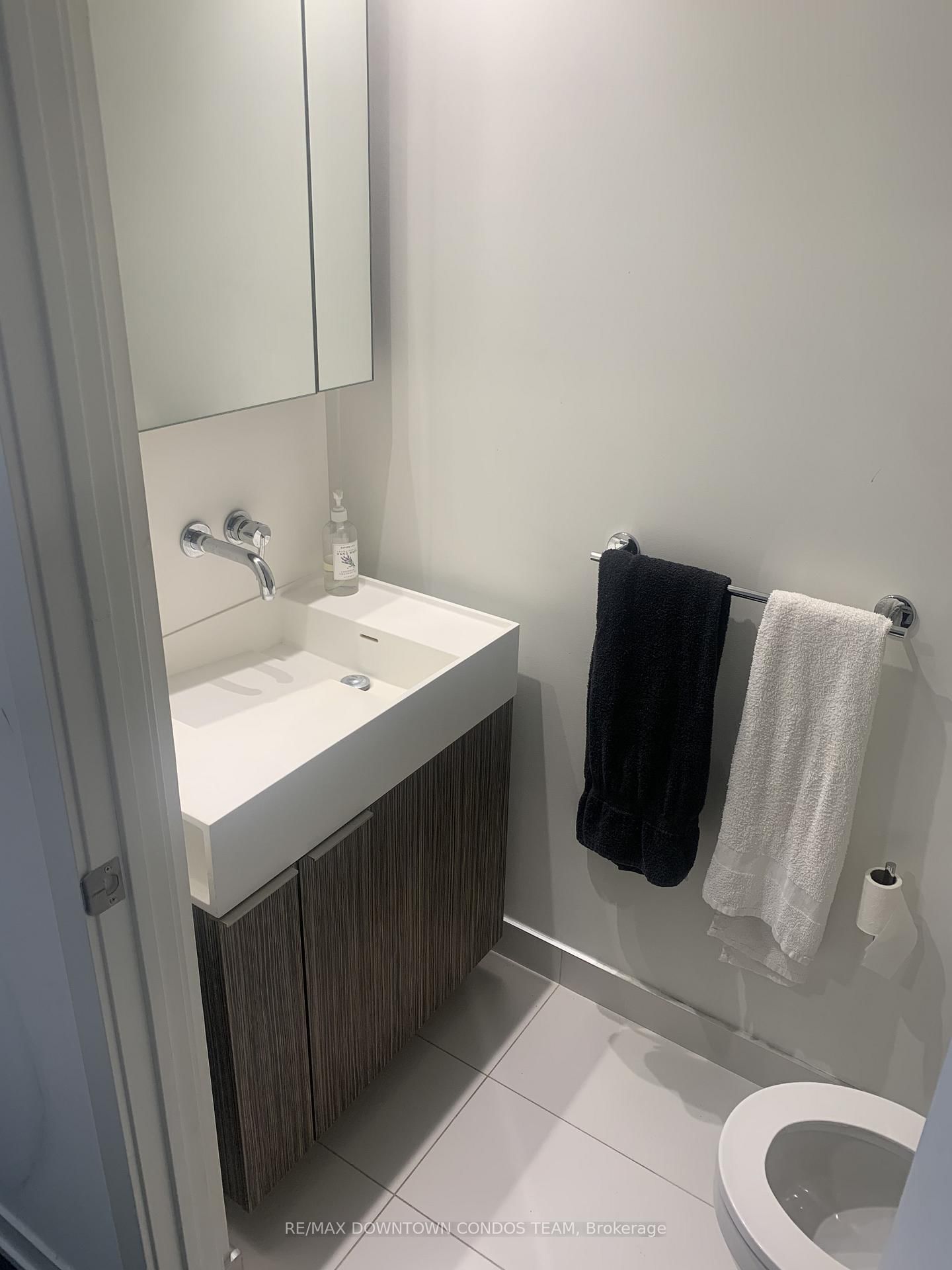 Condo for lease at 812-20 Richardson Street, Toronto, Ontario, M5A 4J9 - Waterfront Communities C8 - MLS: C12965844