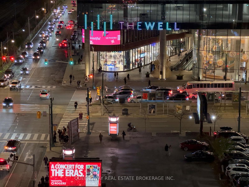 home for lease on 1008-352 Front Street W