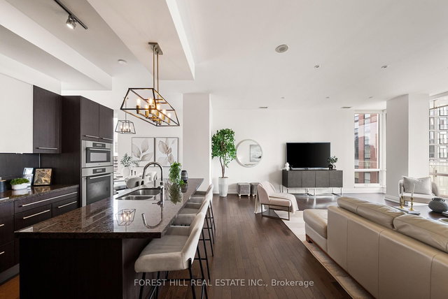 4406 - 80 John Street