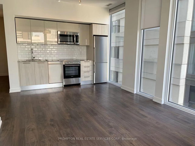 1909 - 28 Wellesley Street E