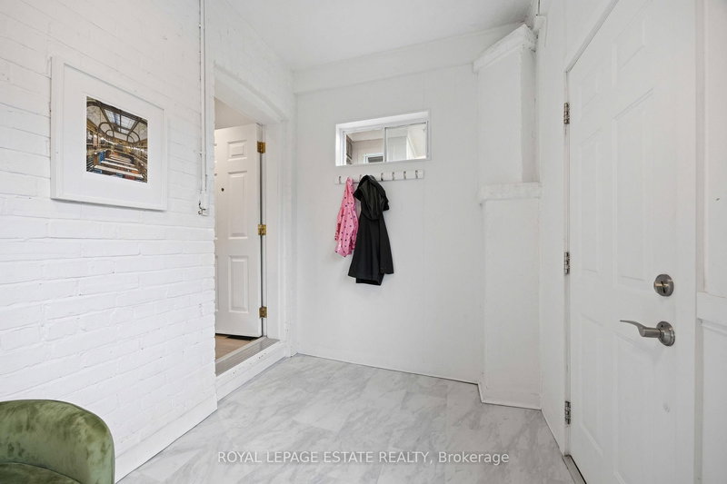38 Kenwood Ave, Toronto, M6C 2R9 | Image 3