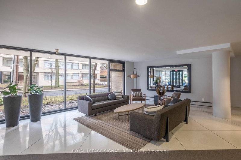 1105 - 575 Avenue Rd, Toronto, M4V 2K2 | Image 3