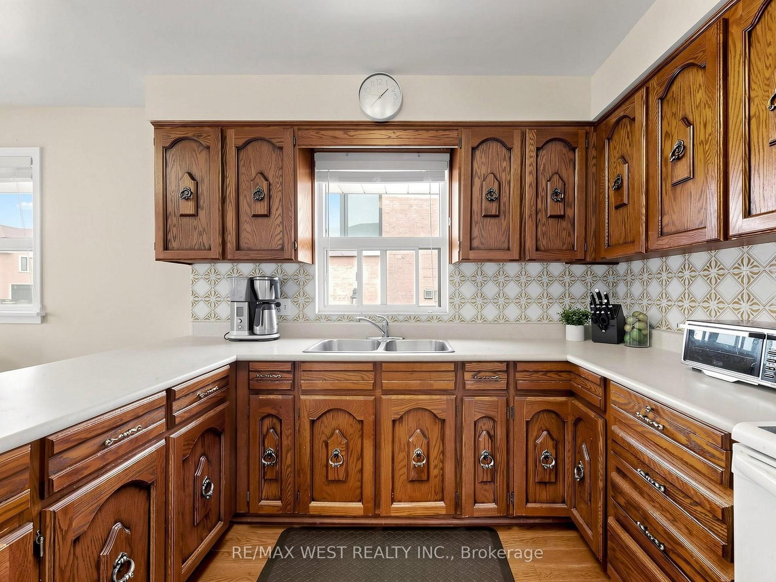 Detached House for sale at 53 Wedgewood Drive, Toronto, Ontario, M2M 2H4 - Newtonbrook East - MLS: C12966642