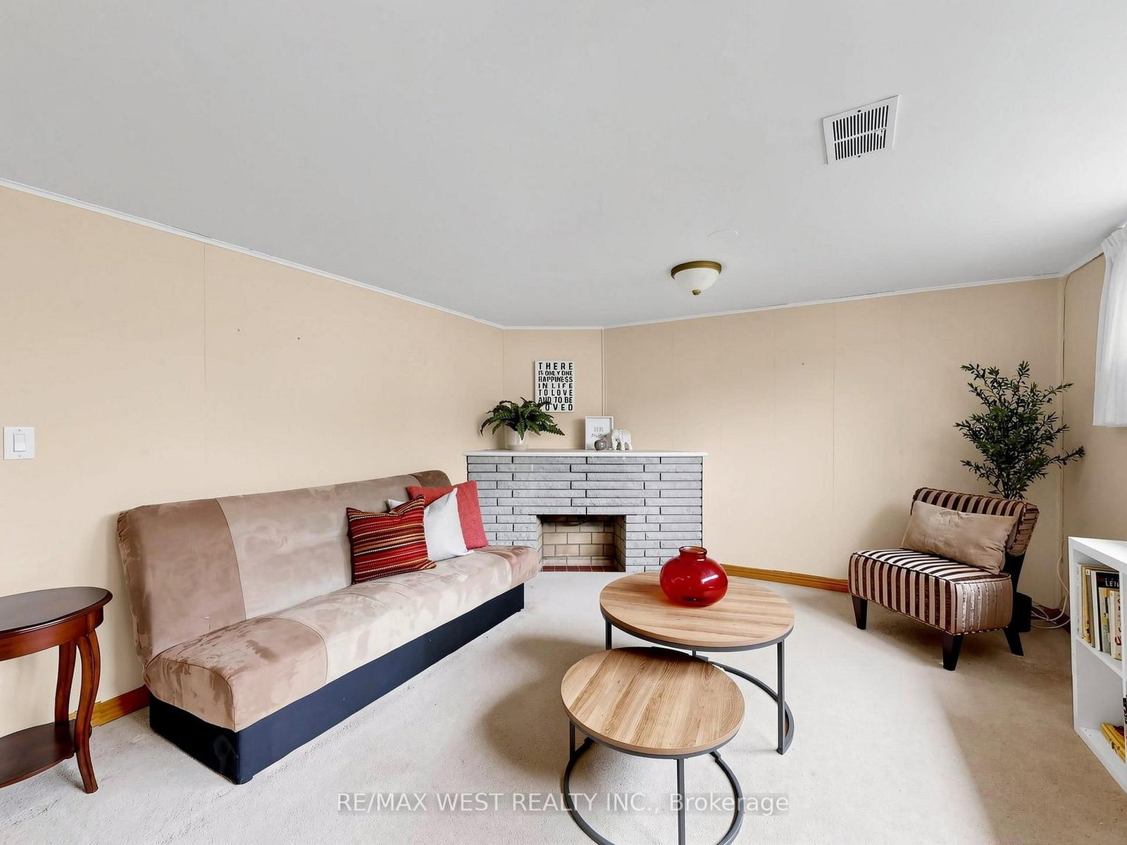 Detached House for sale at 53 Wedgewood Drive, Toronto, Ontario, M2M 2H4 - Newtonbrook East - MLS: C12966642