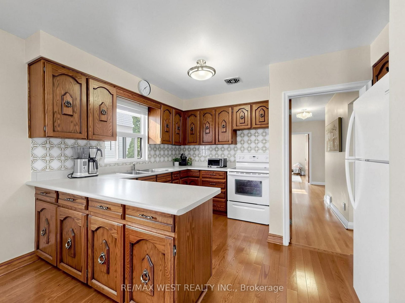 Detached House for sale at 53 Wedgewood Drive, Toronto, Ontario, M2M 2H4 - Newtonbrook East - MLS: C12966642