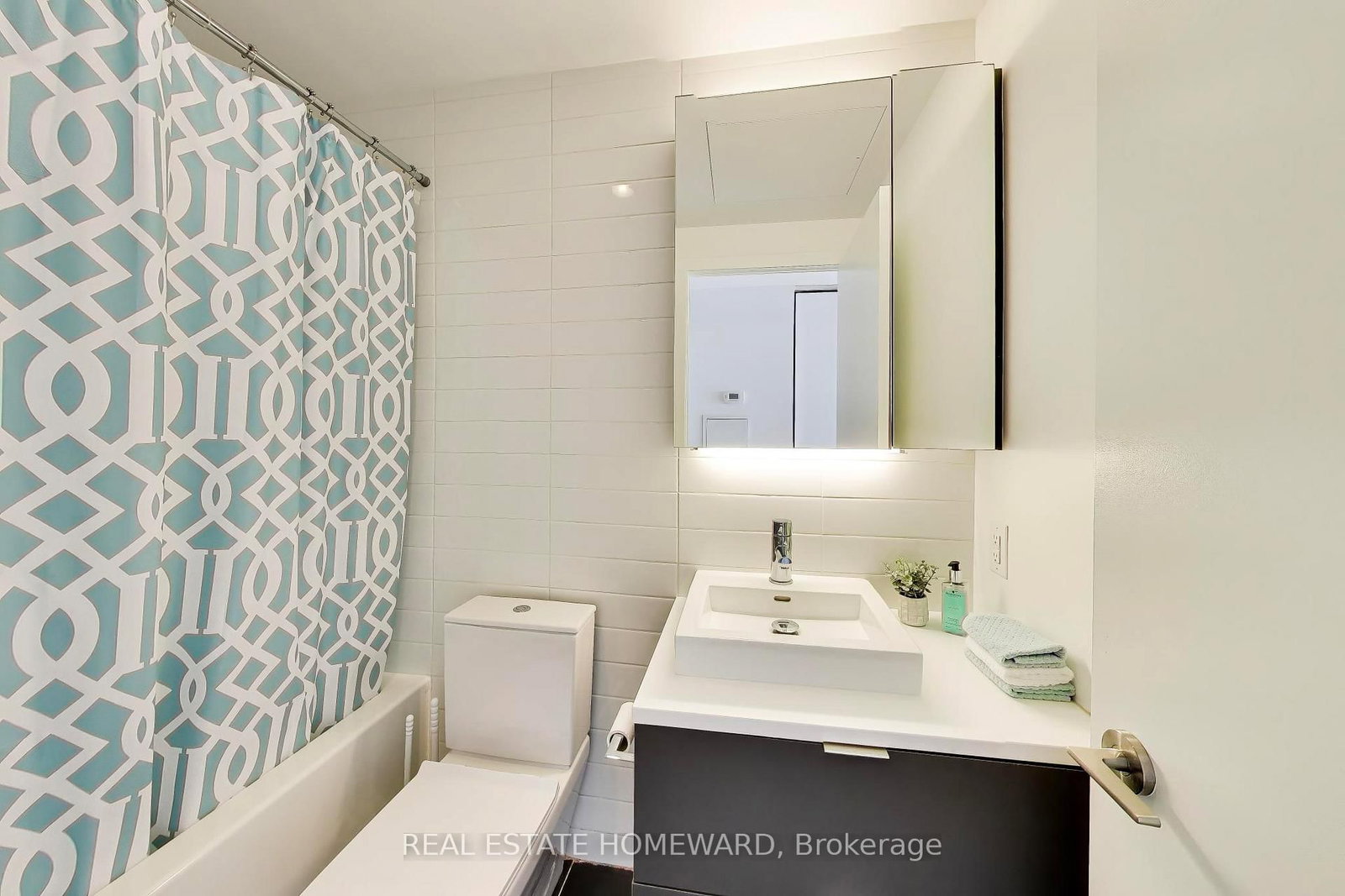 Condo for sale at 1011-170 Bayview Avenue, Toronto, Ontario, M5A 0M4 - Moss Park - MLS: C12966724