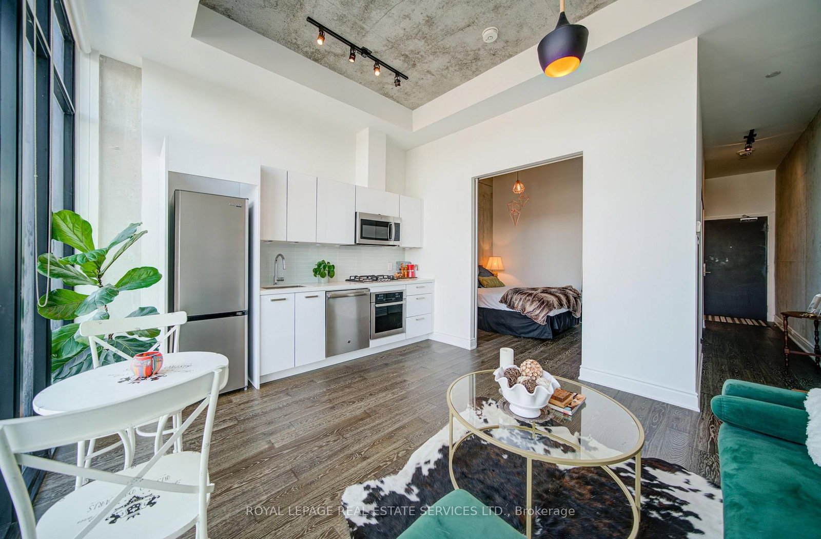 Condo for sale at 1311-608 Richmond Street, Toronto, Ontario, M5V 0N9 - Waterfront Communities C1 - MLS: C12966950