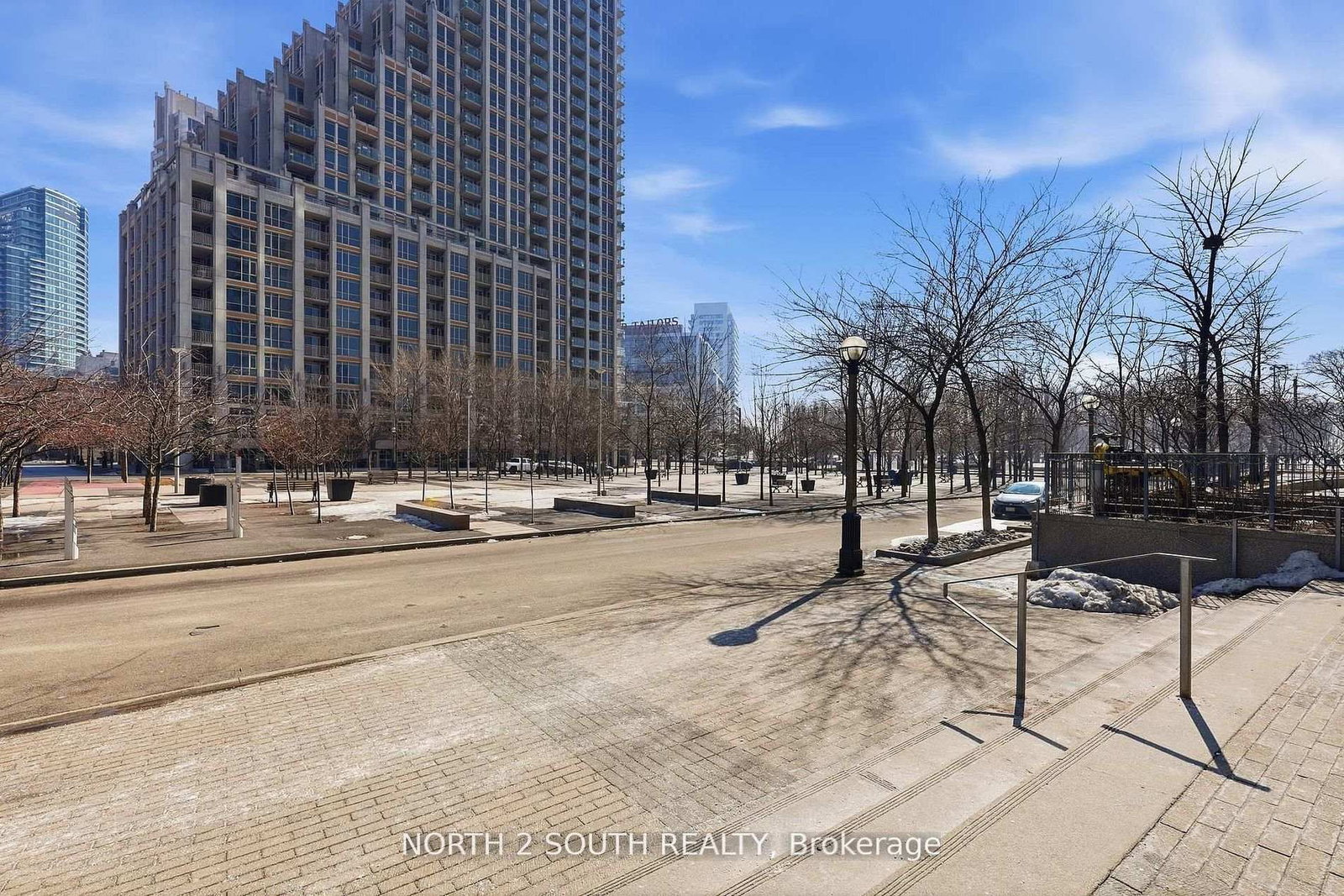 Condo for sale at 712-215 Fort York Boulevard, Toronto, Ontario, M5V 4A2 - Waterfront Communities C1 - MLS: C12966982