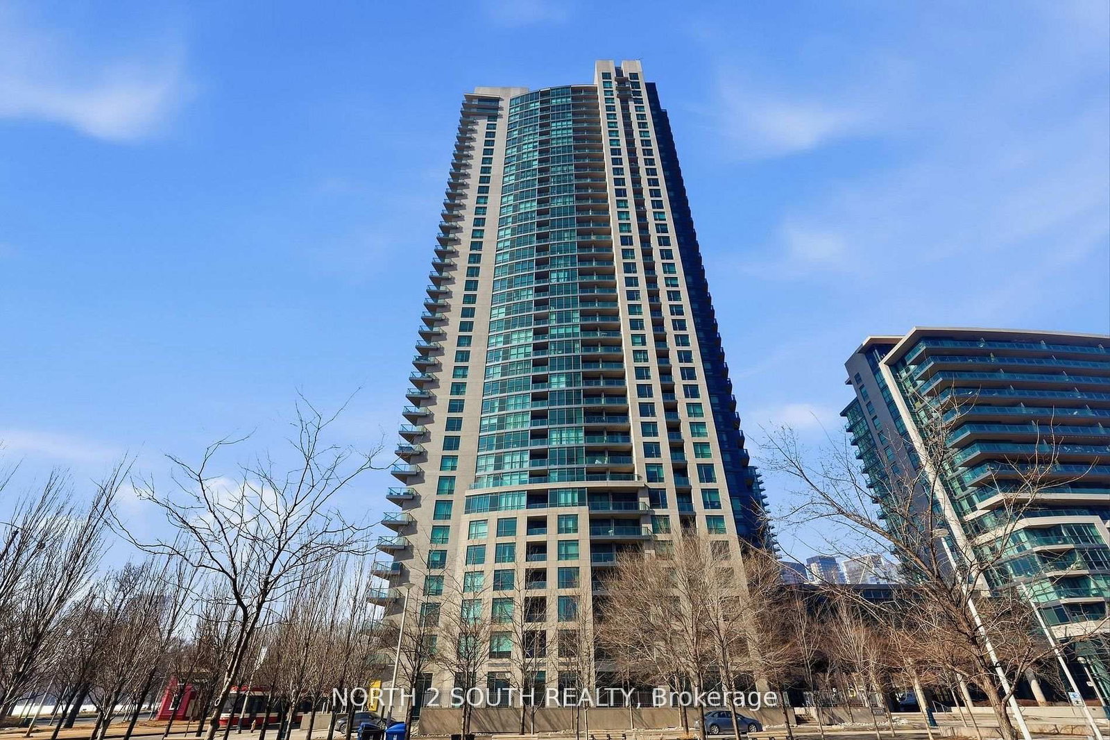 Condo for sale at 712-215 Fort York Boulevard, Toronto, Ontario, M5V 4A2 - Waterfront Communities C1 - MLS: C12966982