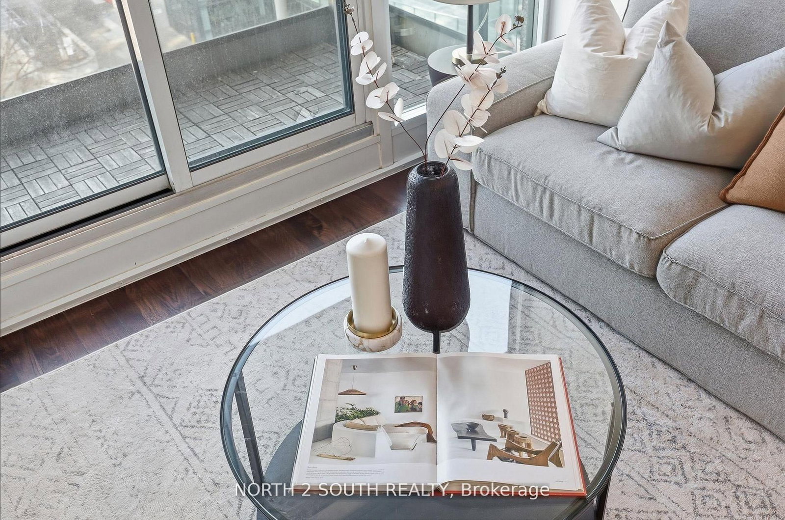 Condo for sale at 712-215 Fort York Boulevard, Toronto, Ontario, M5V 4A2 - Waterfront Communities C1 - MLS: C12966982