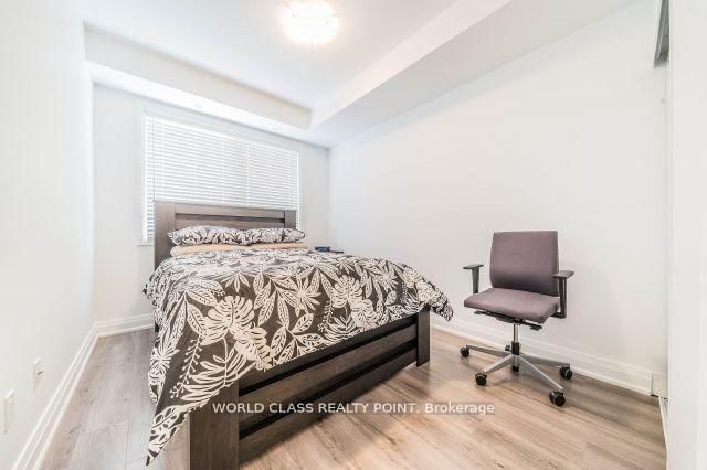 780 Sheppard Avenue E, Unit Th62 - Photo 4