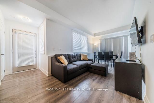 780 Sheppard Avenue E, Unit Th62 - Photo 6