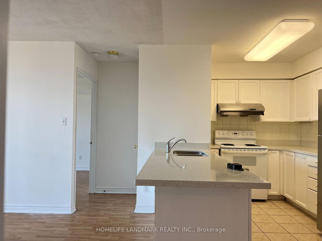 909 - 28 Empress Avenue