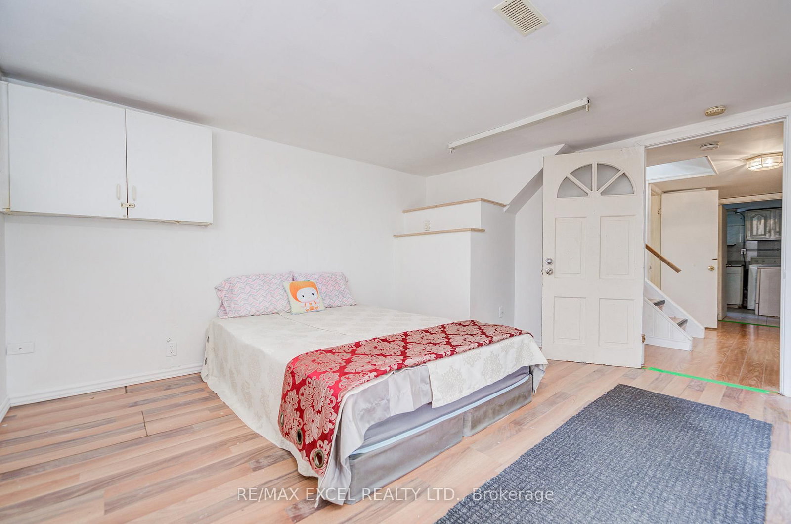 Detached House for sale at 334 Moore Park Avenue, Toronto, Ontario, M2R 2R6 - Newtonbrook West - MLS: C12967352