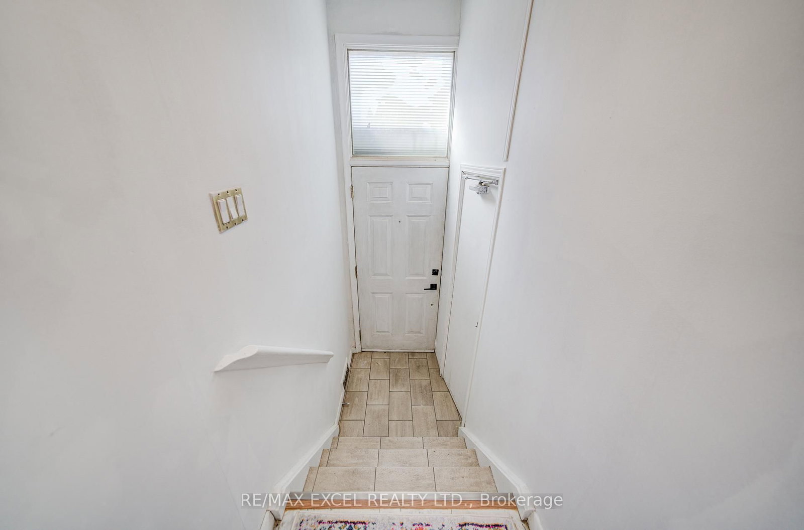 Detached House for sale at 334 Moore Park Avenue, Toronto, Ontario, M2R 2R6 - Newtonbrook West - MLS: C12967352