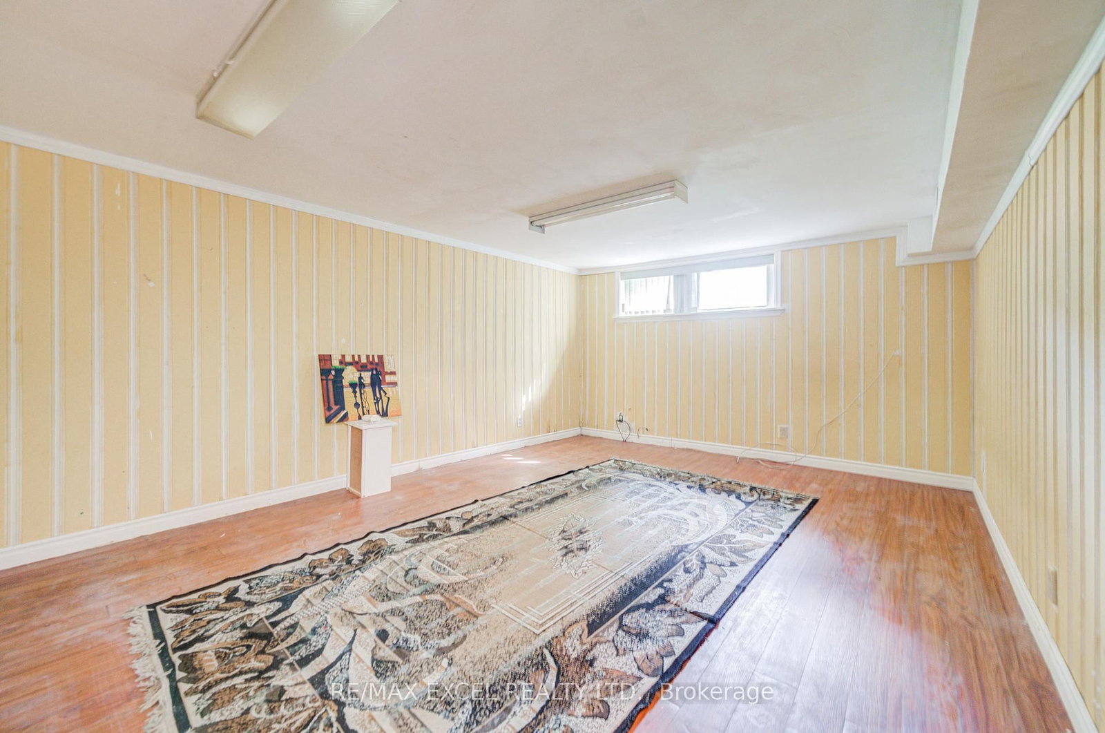 Detached House for sale at 334 Moore Park Avenue, Toronto, Ontario, M2R 2R6 - Newtonbrook West - MLS: C12967352