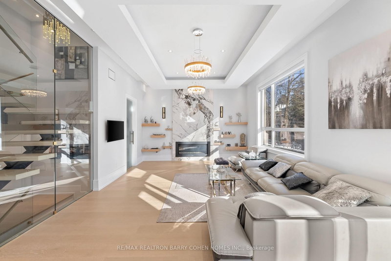 615 Briar Hill Ave, Toronto, M5N 1N4 | Image 2