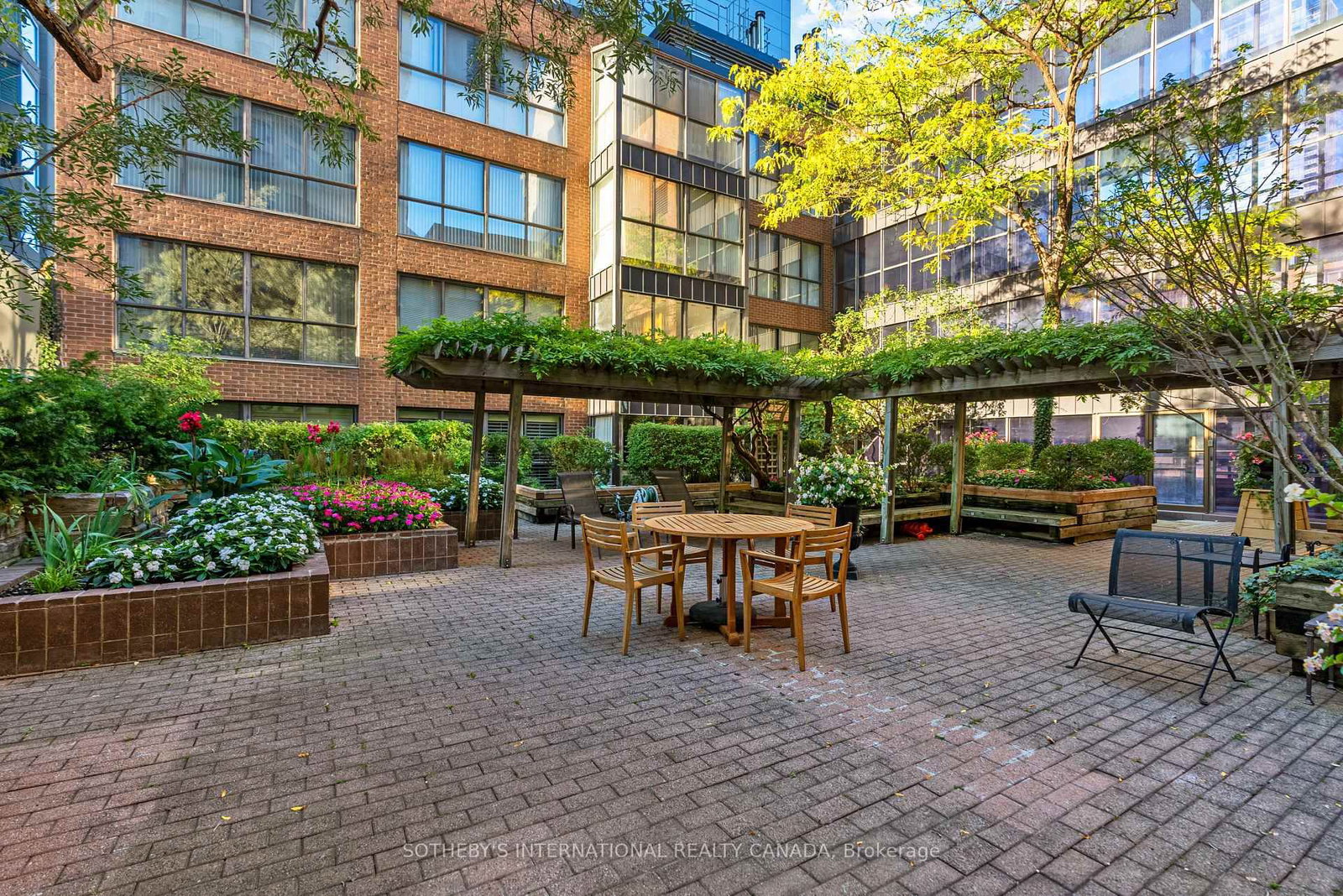 164 Cumberland Street, Unit 608 - Photo 17