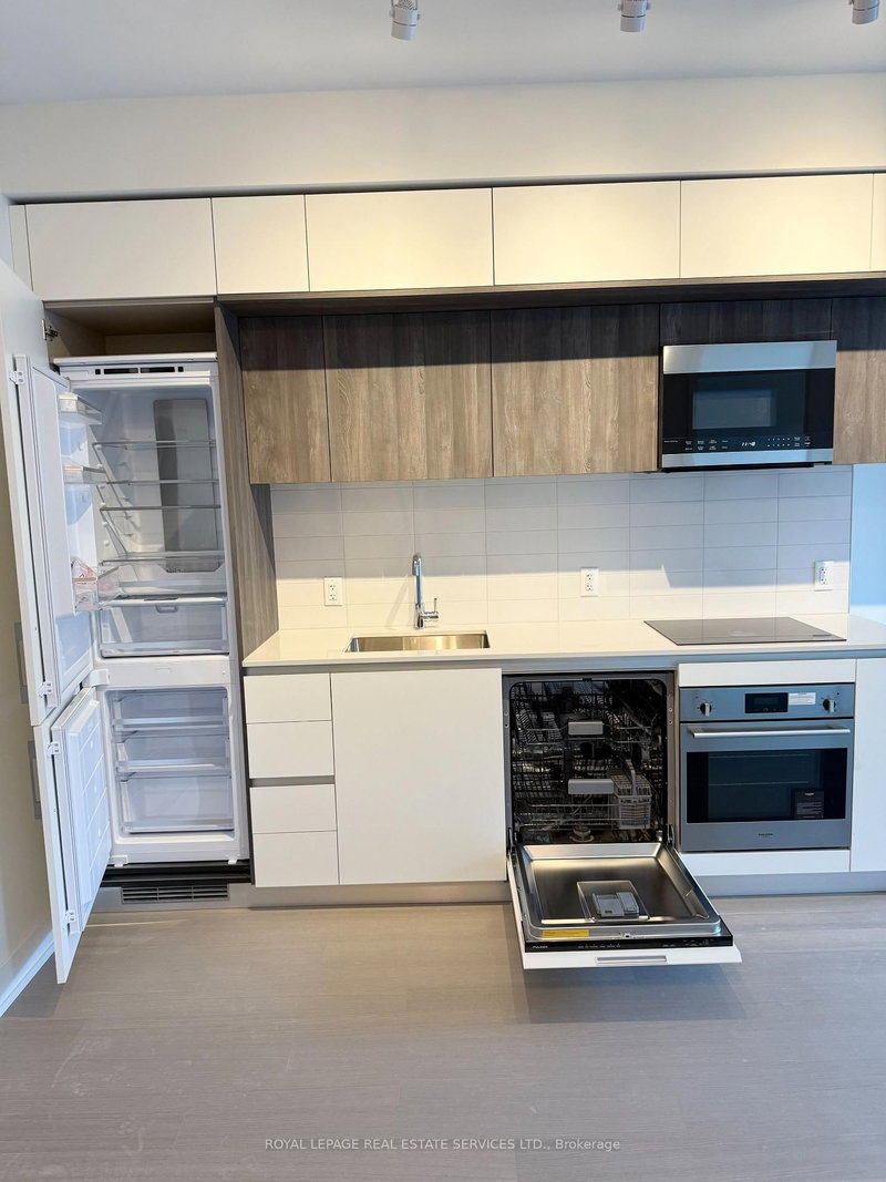 311 - 322 Dupont St, Toronto, M5R 0E3 | Image 3