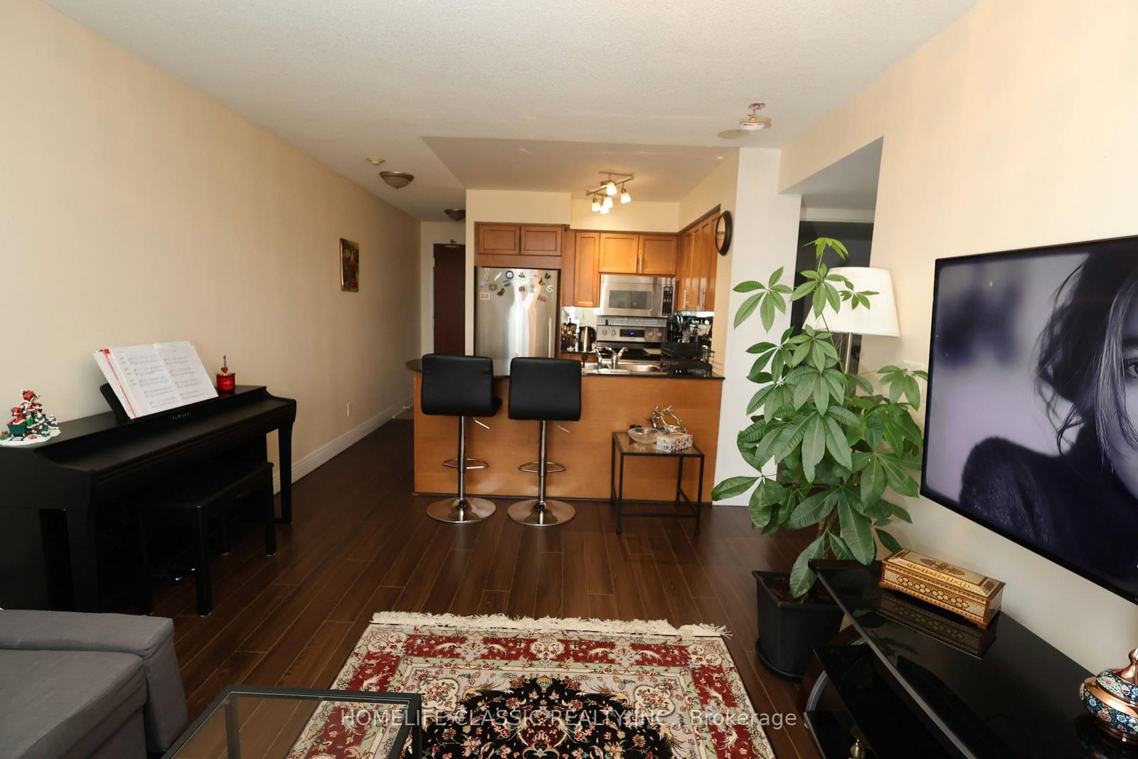18 Kenaston Gardens, Unit 901 - Photo 4