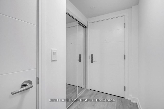 1502 - 50 Wellesley Street E