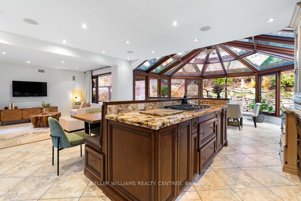 Detached House for sale at 50 Skyview Crescent, Toronto, Ontario, M2J 1B8 - Henry Farm - MLS: C12968068