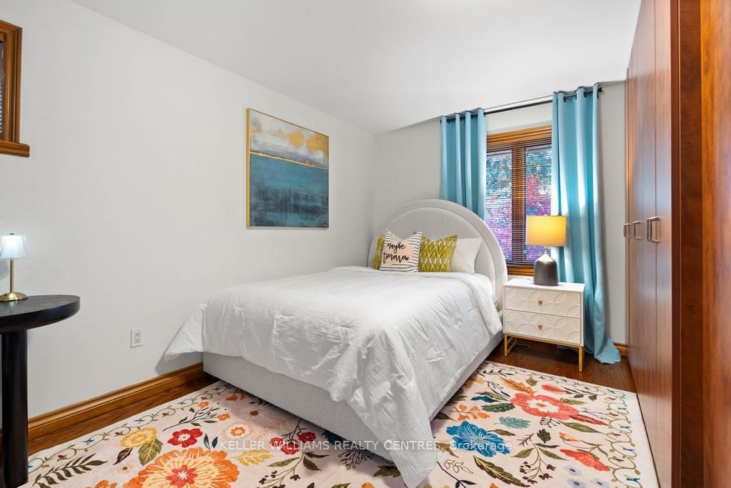 Detached House for sale at 50 Skyview Crescent, Toronto, Ontario, M2J 1B8 - Henry Farm - MLS: C12968068