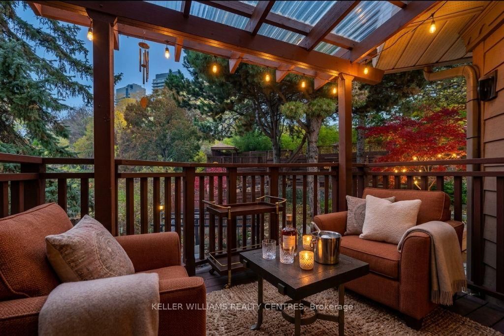 Detached House for sale at 50 Skyview Crescent, Toronto, Ontario, M2J 1B8 - Henry Farm - MLS: C12968068