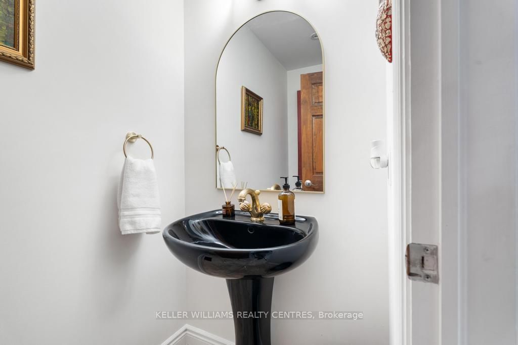 Detached House for sale at 50 Skyview Crescent, Toronto, Ontario, M2J 1B8 - Henry Farm - MLS: C12968068