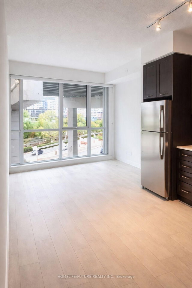 503 - 50 Bruyers Mews