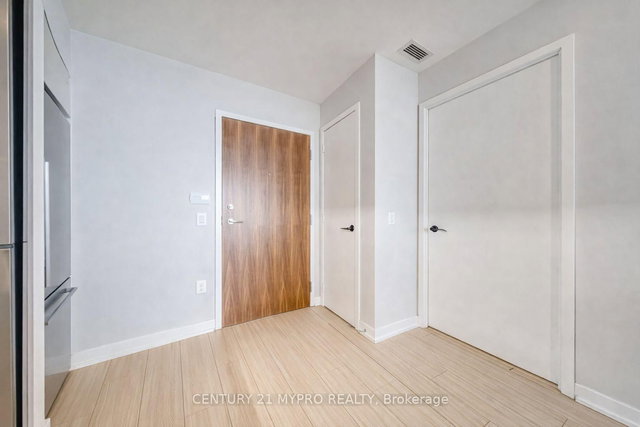 2611 - 85 Queens Wharf Road