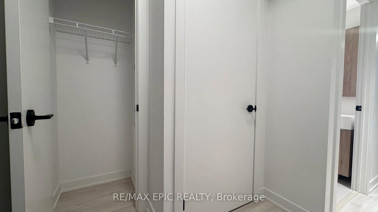 117 Broadway Avenue, Unit 511 - Photo 7