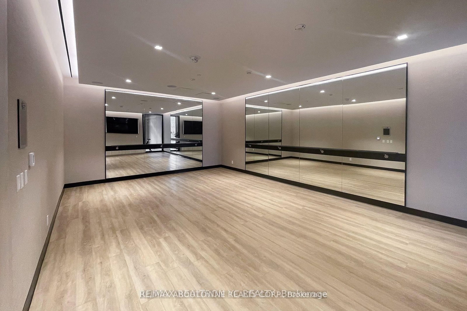 2020 Bathurst Street, Unit 806 - Photo 28