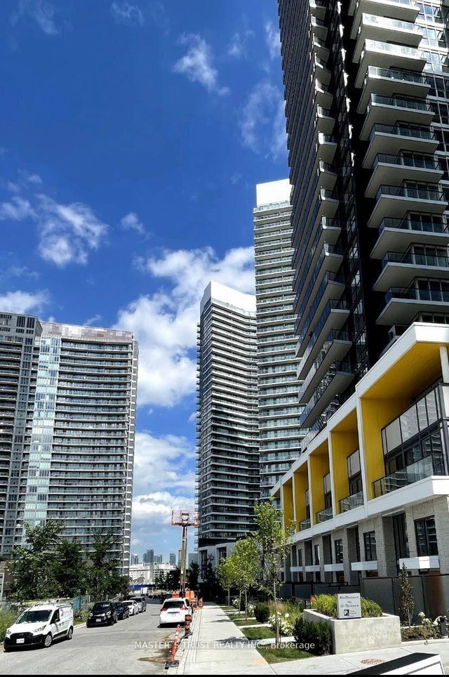 2005 - 95 McMahon Drive