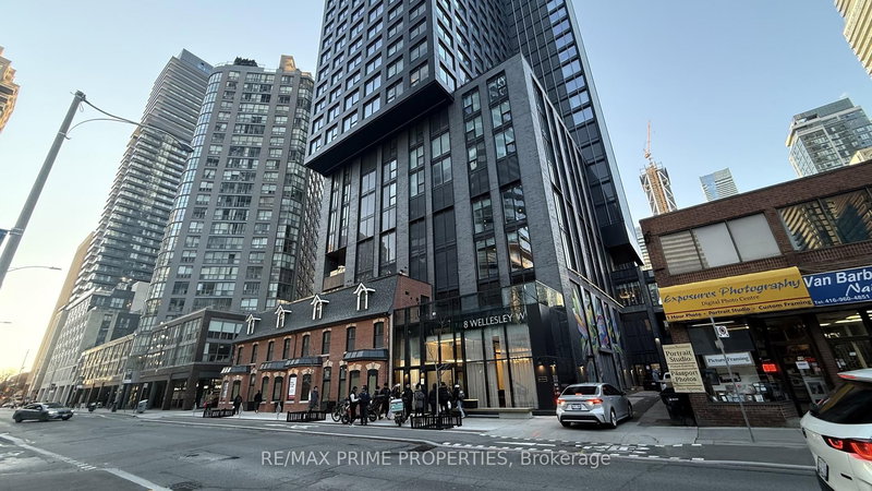 home for lease on 2808-8 Wellesley Street W