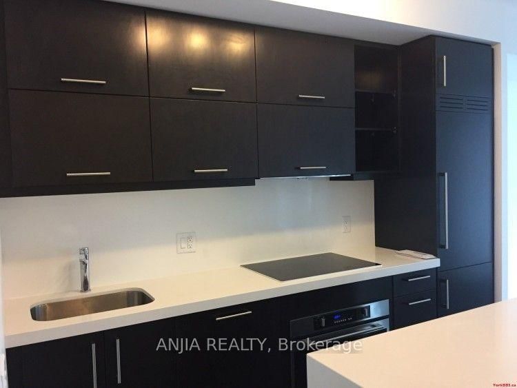 1080 Bay Street, Unit 2009 - Photo 4